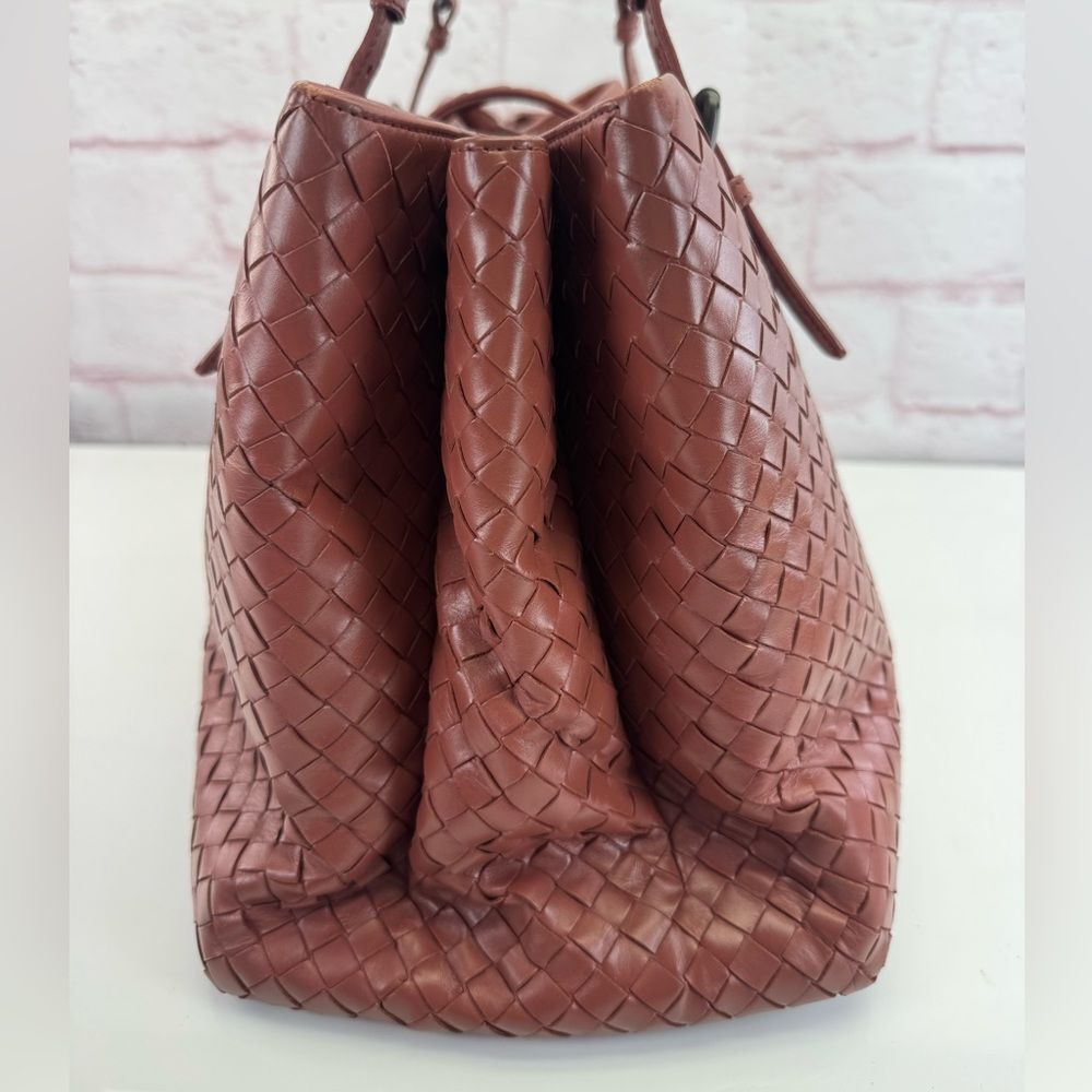 Bottega Veneta Medium Nappa Intrecciato Roma Tote - Picture 5 of 15